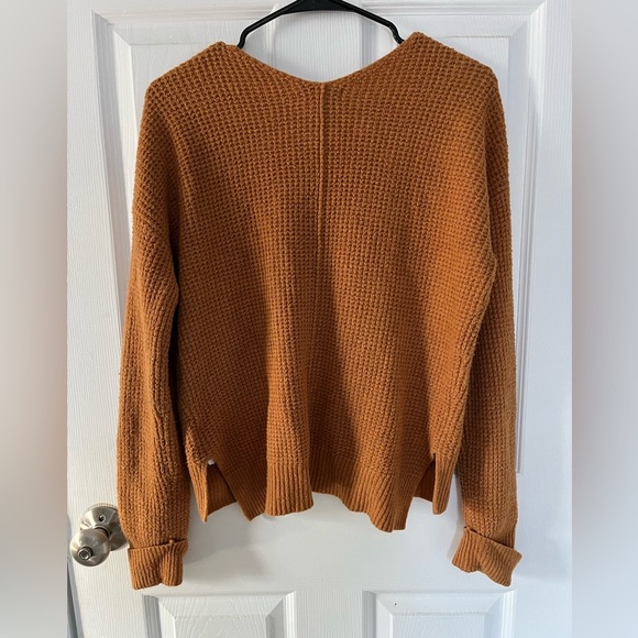 Women’s Burnt Orange Ruby Moon V Neck Pullover Long Sleeve Knit Sweater Small - Picture 4 of 5